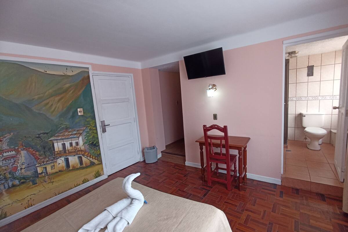 executive double room, 1 king bed, city view | individually decorated, laptop workspace, free wifi, bed sheets