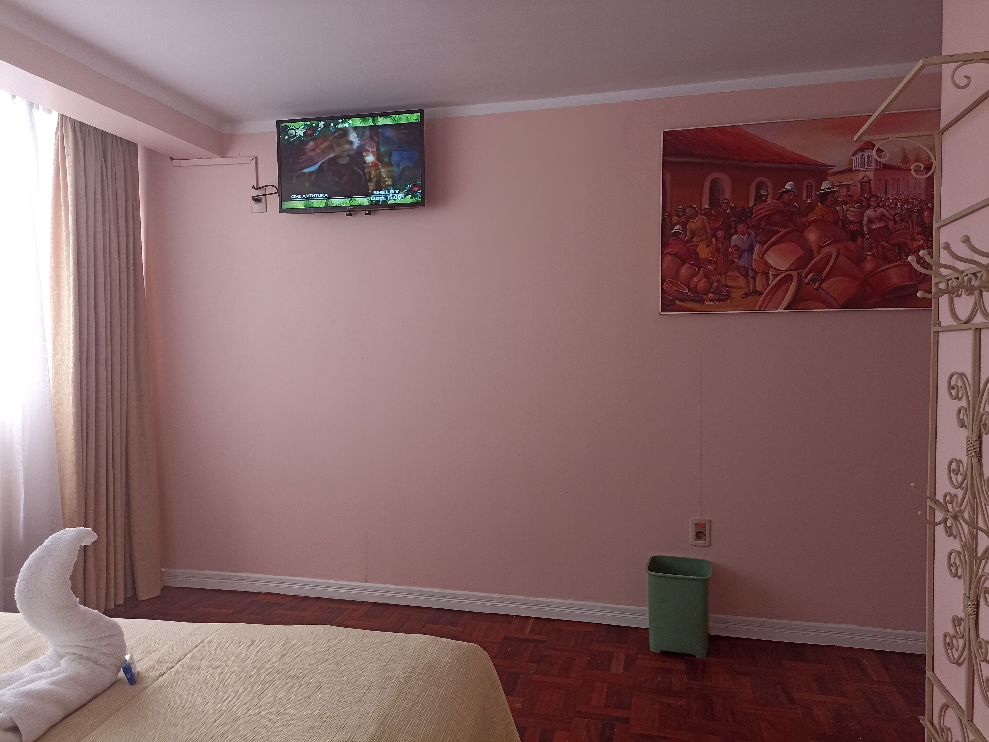 executive double room, 1 king bed, city view | individually decorated, laptop workspace, free wifi, bed sheets