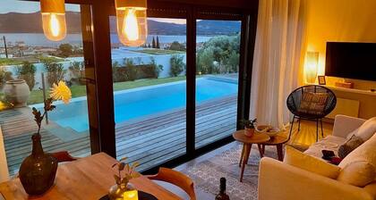 VILLA NYSA 3 bed villa. Amazing sea views, private pool - option to heat