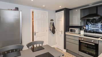 Casa de campo | Cozinha privada | Geladeira, chaleira elétrica, torradeira