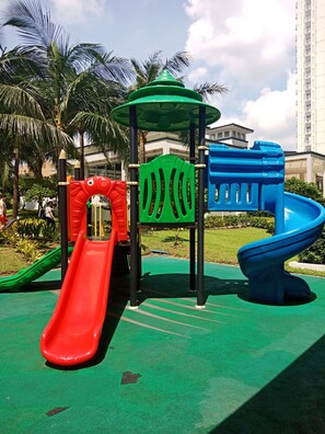 Children's area - Fully Interior Studio Type Condominium with Olympic pool (Quezon City)