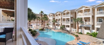 ⭐⭐⭐⭐⭐ PREMIER HOSTED PADRE POOLSIDE PARADISE - 3 mins to BEACH and GREAT DINING!