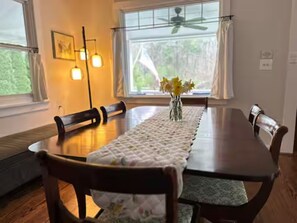 Dining - New Hot Tub! Next to resort with spa and golf! (Capon Springs)