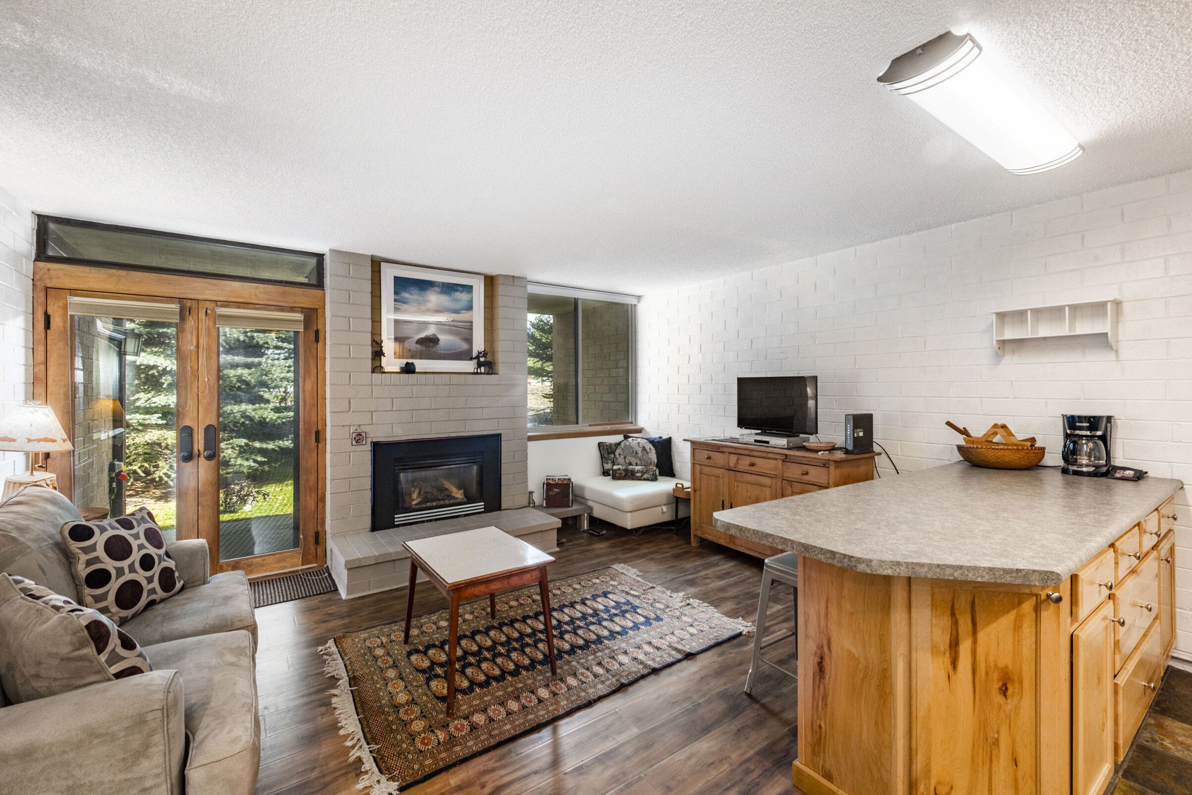 Radiant Park City rental close to Park City Resort-community pool & hot tub.