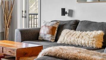 TV connectée, services de streaming, chaîne hi-fi