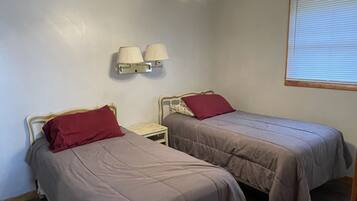 1 habitación, wifi y ropa de cama