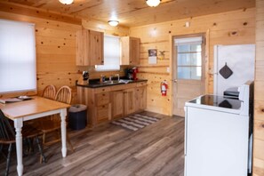 Fridge, microwave, oven, stovetop - Cottage 6 on Beautiful Fox Lake! (Fox Lake)