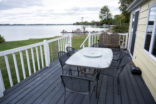 Cottage 7 on Beautiful Fox Lake!