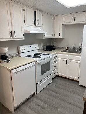 Fridge, microwave, dishwasher, coffee/tea maker
