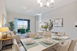 Dining - 2 Bedroom/ 2 Bathroom Storey Lake (3171-403 PC) (Kissimmee)