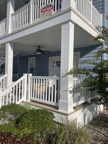 Ocean View - 9 Bed & 5 Bath-1.5 Blocks to Boardwalk - Sleeps 24!  