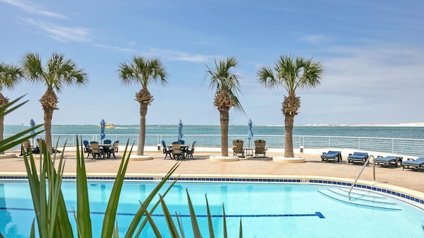 Pool - East Pass Towers 111 ~ Views of the Pass & Harbor (Destin)