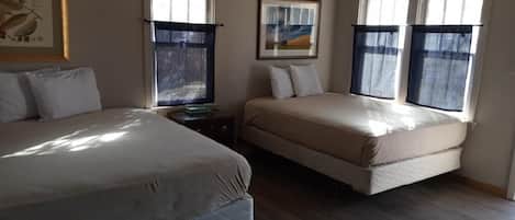 Deluxe Cabin | 1 bedroom, Egyptian cotton sheets, premium bedding