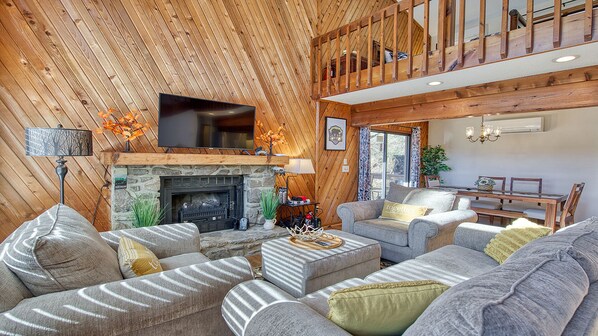 Smart TV, fireplace, foosball, table tennis