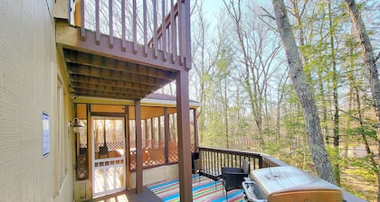 Experience fun at Camelback, stay at our spacious 4-bedroom chalet