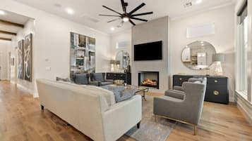 TV, lareira, escritórios, impressoras