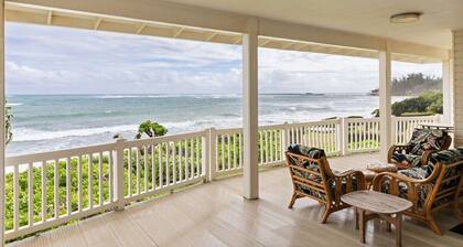 Seascape Serenity Cottage - Beachfront, Large Yard