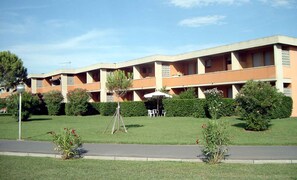 Exterior - Holiday apartment Three-room apartment with 6 beds (Marina di Bibbona)