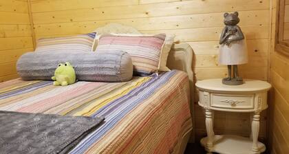 Lilly's Pad "HOME AWAY FROM HOME"