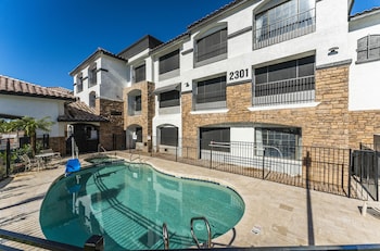 Metro Tempe Apartments