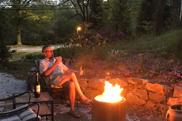 المنطقة المحيطة بالمنشأة