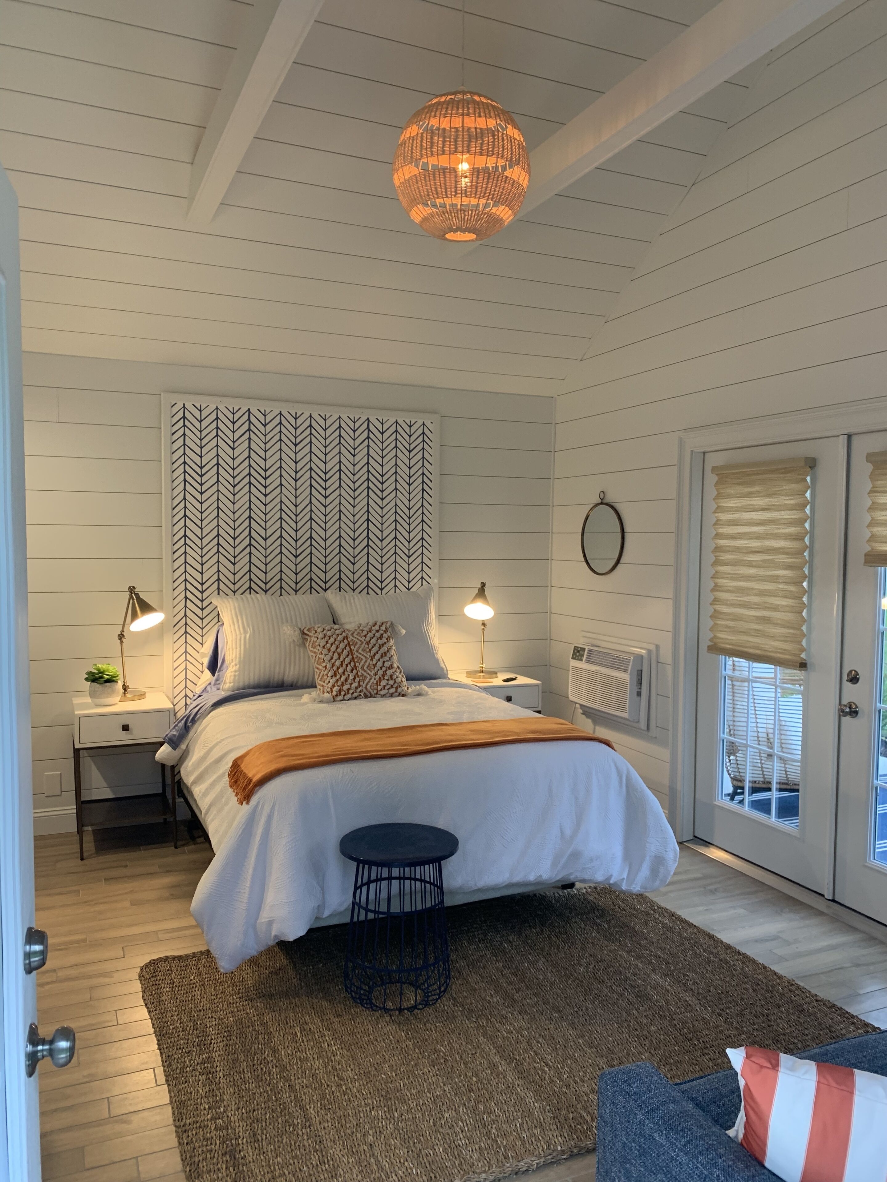 5 makuuhuonetta, silitysrauta/-lauta, ilmainen Wi-Fi, vuodevaatteet