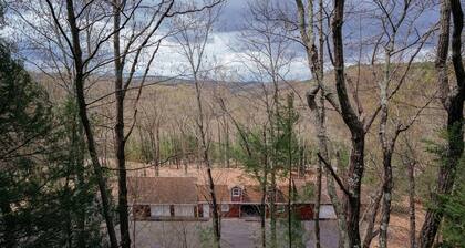 An Iconic Upstate Getaway Just 2 Hours from New York City