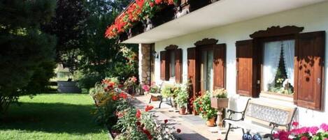 Jardines del alojamiento