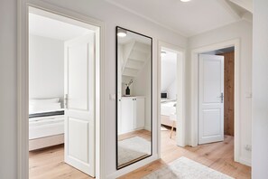 3 Schlafzimmer, Schreibtisch, WLAN, Bettwäsche