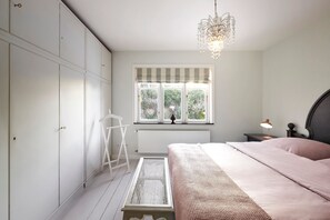 3 Schlafzimmer, Schreibtisch, WLAN, Bettwäsche