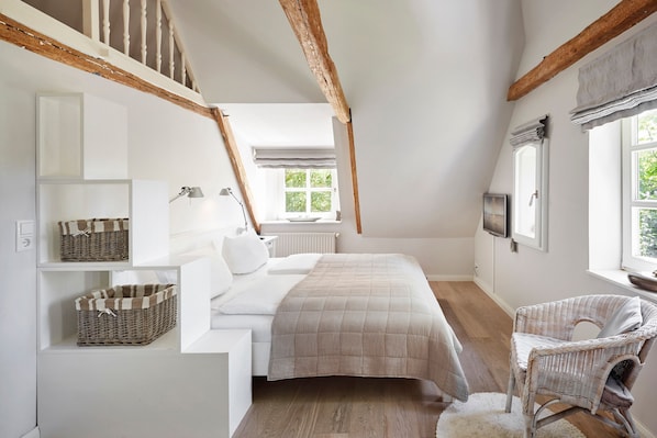 3 slaapkamers, een kluis op de kamer, wifi, beddengoed