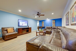 Fernseher, Tischfußball