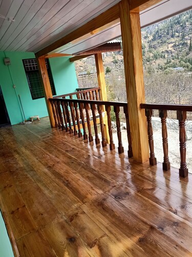 Himalayan Mountain Sojourns , Cottage and rooms