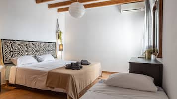 6 habitaciones, tabla de planchar con plancha y wifi gratis