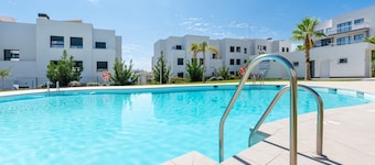 Appartement « Torre del Mar - 003 » près de la plage avec piscine commune et Wi-Fi