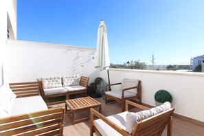 Property grounds - Apartment "Torre del Mar - 003" near the beach with shared pool and Wi-Fi (Torre del Mar)
