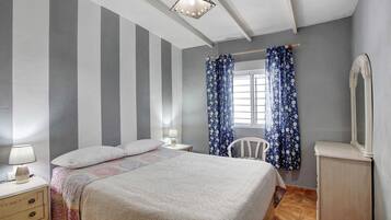 5 chambres, Wi-Fi gratuit, draps fournis