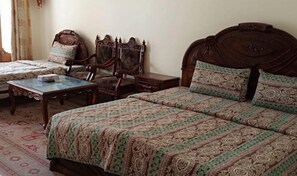 Deluxe Triple Room | Iron/ironing board, free WiFi - Hotel Al-Khaleej Kalam Swat (Swat)