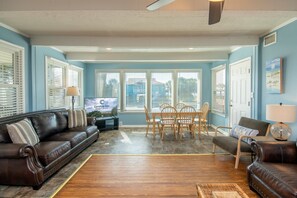 Téléviseur, lecteur de DVD