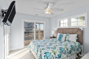 4 bedrooms, WiFi, bed sheets