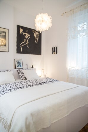 1 bedroom, iron/ironing board, free WiFi, bed sheets