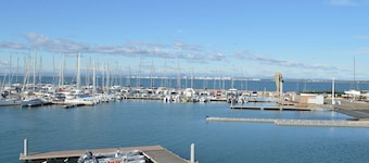 Cozy studio for 4, beach access, free parking Port Camargue