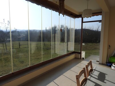 Doğayla Baş Başa Kalacağınız Modern Bir Dağ Evi