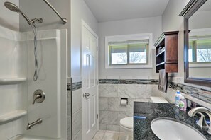 Free toiletries, hair dryer, towels - Dayton Home w/ Patio & Fire Pit ~ 6 Mi Dtwn! (Dayton)