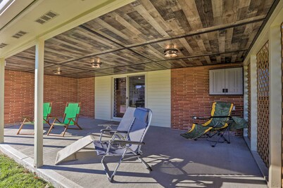Dayton Home w/ Patio & Fire Pit ~ 6 Mi Dtwn!
