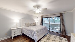 3 soverom, strykejern/-brett, wi-fi (inkludert) og sengetøy