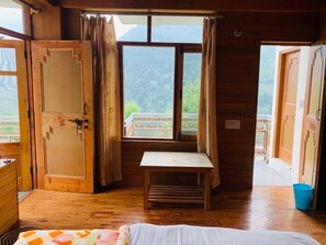 1 dormitori, wifi gratuïta i roba de llit