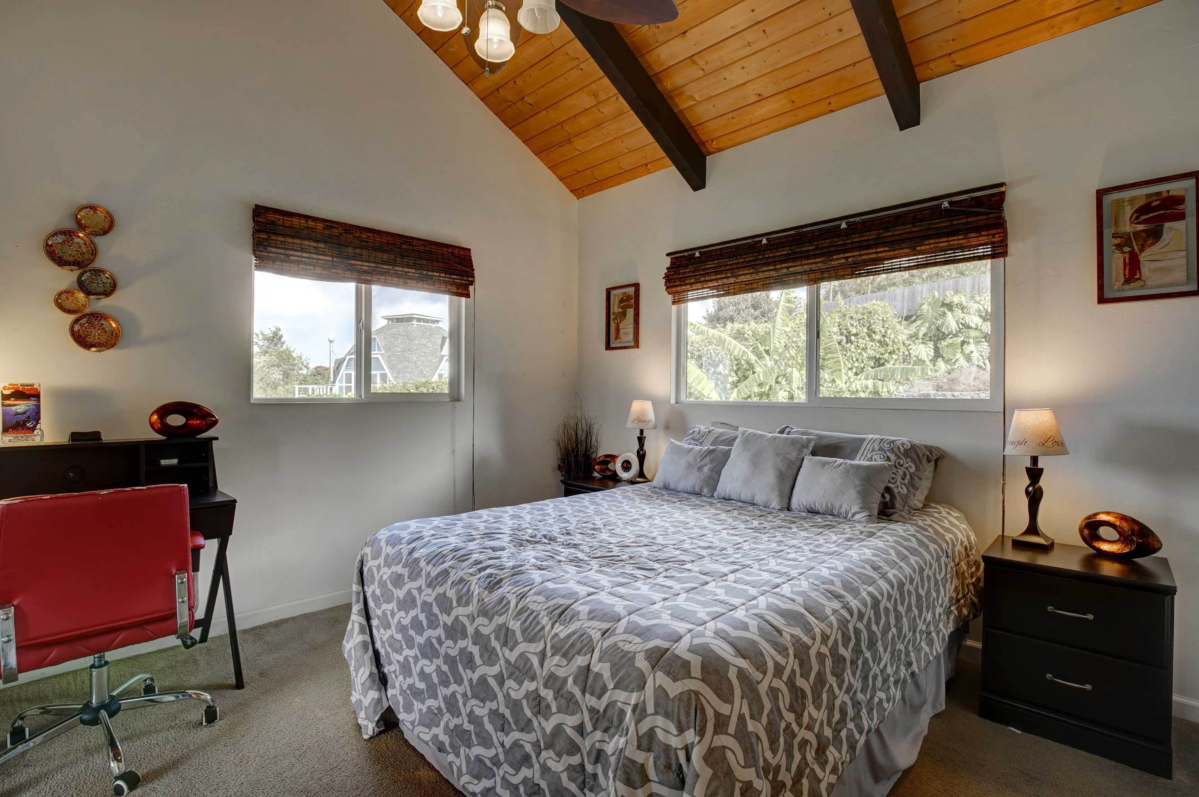 1 bedroom, desk, iron/ironing board, Internet