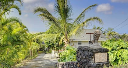Charming Kailua-Kona Apartment Near Hiking & Golf!