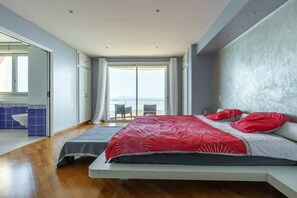 4 chambres, bureau, fer et planche à repasser, Wi-Fi gratuit